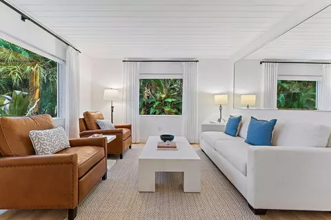 Living - 3437 Palm Ct, Jupiter, FL 33469 photo 1 of 7