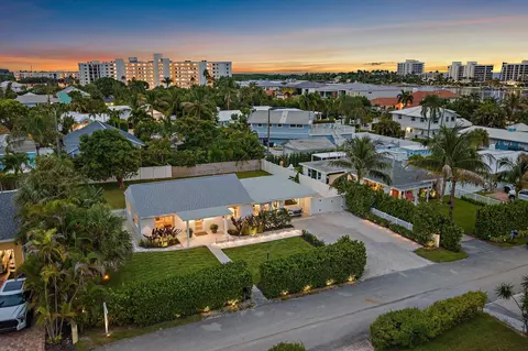 View/Area - 3437 Palm Ct, Jupiter, FL 33469 photo 6 of 8
