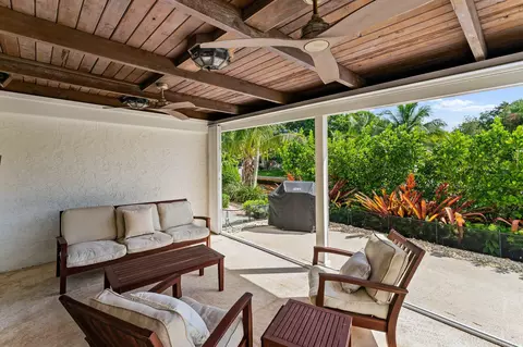 Exterior - 18150 Perigon Way, Jupiter, FL 33458 photo 6 of 10