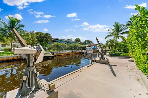 Exterior - 18150 Perigon Way, Jupiter, FL 33458 photo 8 of 10