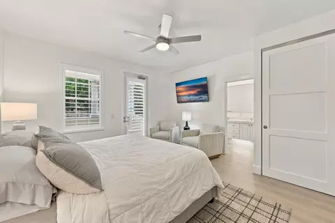 Bedroom - 4102 Community Dr, Jupiter, FL 33458 photo 2 of 6