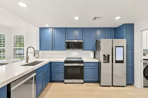 Kitchen - 4102 Community Dr, Jupiter, FL 33458 photo 1 of 4