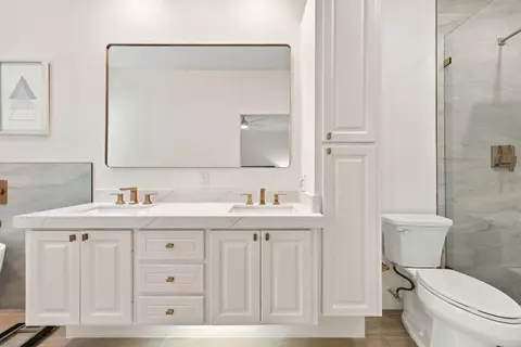Bath - 4102 Community Dr, Jupiter, FL 33458 photo 4 of 6