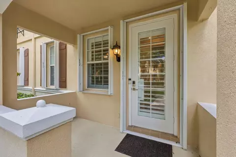 Exterior - 4102 Community Dr, Jupiter, FL 33458 photo 11 of 11