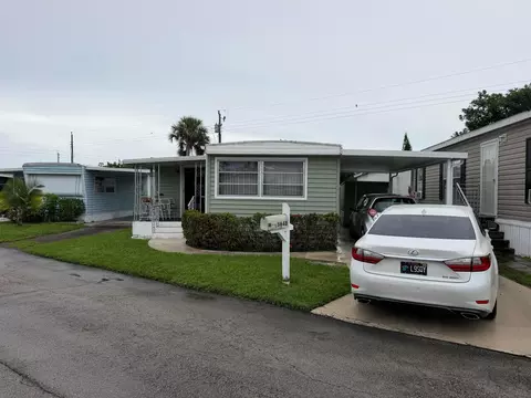 8648 SW 15th Ct, Davie, FL 33324