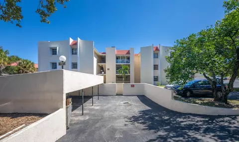 618 NW 13th St # 16, Boca Raton, FL 33486