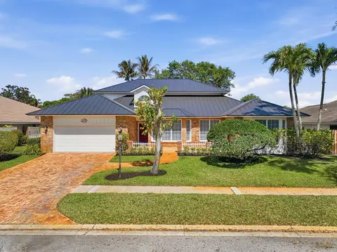 12886 La Rochelle Cir, Palm Beach Gardens, FL 33410