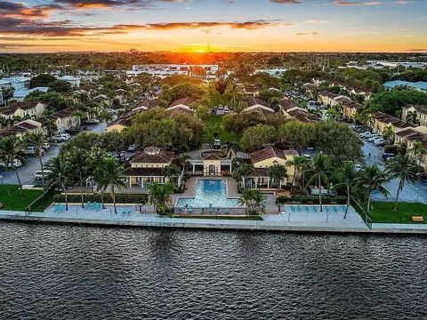 1010 Lake Shore Dr #202, Lake Park, FL 33403