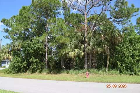 2465 SW Altara St, Port St Lucie, FL 34953