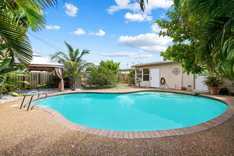 51 NE 49th St, Fort Lauderdale, FL 33334