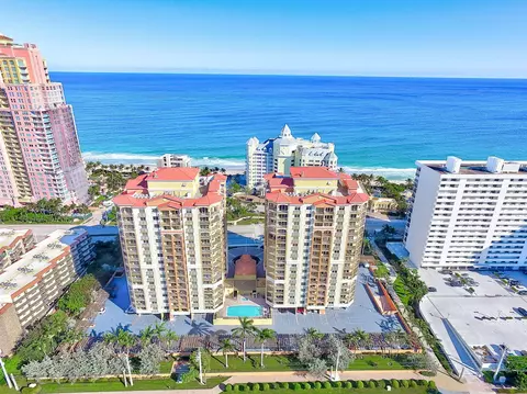 2011 N Ocean Blvd #302, Fort Lauderdale, FL 33305