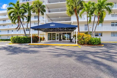 5961 NW 2nd Ave #210, Boca Raton, FL 33487