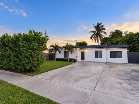 510 NW 108th St, Miami, FL 33168