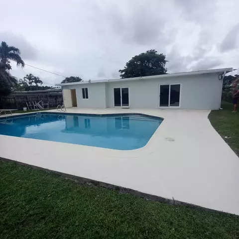 5415 Harrison St, Hollywood, FL 33021