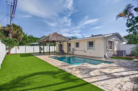 2511 NE 9th Ter, Pompano Beach, FL 33064
