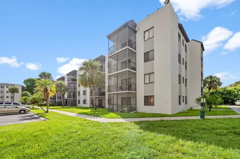 3720 N Pine Island Rd N #330, Sunrise, FL 33351