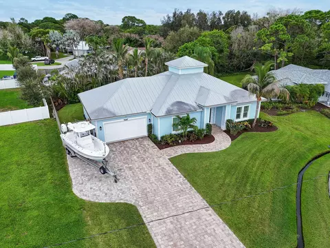 2532 SE Jason Pl, Port Saint Lucie, FL 34952