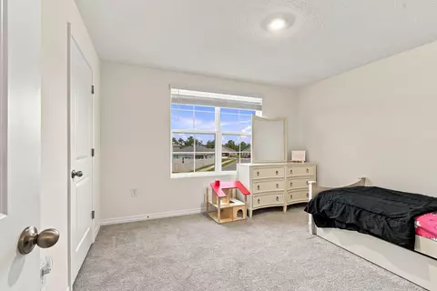 Bedroom - 6765 SE 3rd Loop, Ocala, FL 34472 photo 6 of 6