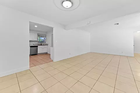 Living - 6575 NW 3rd St, Margate, FL 33063 photo 4 of 6