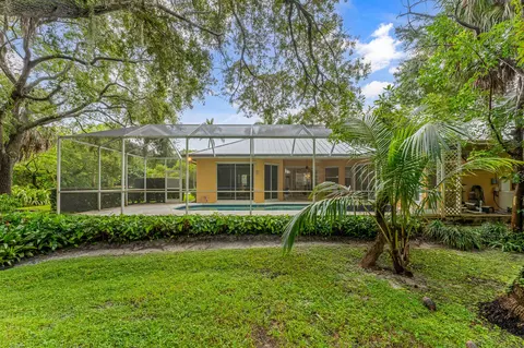 Exterior - 3650 SE Sea Point Ct, Stuart, FL 34997 photo 5 of 5