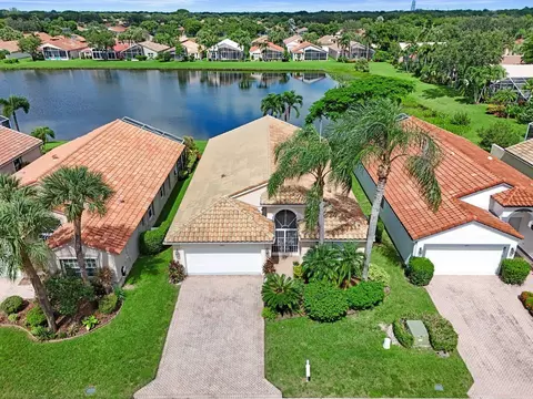 5303 Wycombe Ave, Boynton Beach, FL 33437