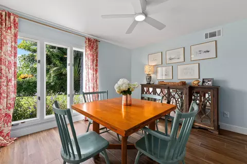 Dining - 4304 SE Fairway E, Stuart, FL 34997 photo 5 of 6