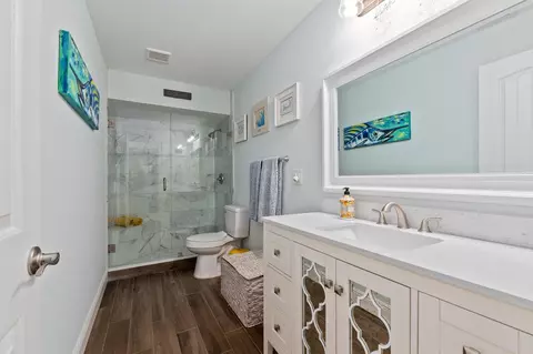 Bath - 4304 SE Fairway E, Stuart, FL 34997 photo 2 of 11