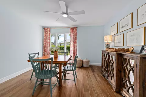Dining - 4304 SE Fairway E, Stuart, FL 34997 photo 6 of 6