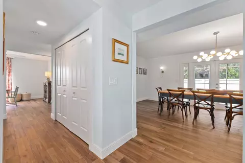 Entry Way - 4304 SE Fairway E, Stuart, FL 34997 photo 7 of 11