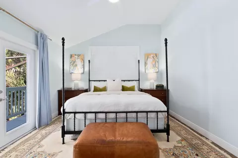 Bedroom - 4304 SE Fairway E, Stuart, FL 34997 photo 8 of 9