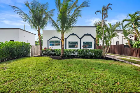 522 Upland Rd, West Palm Beach, FL 33401