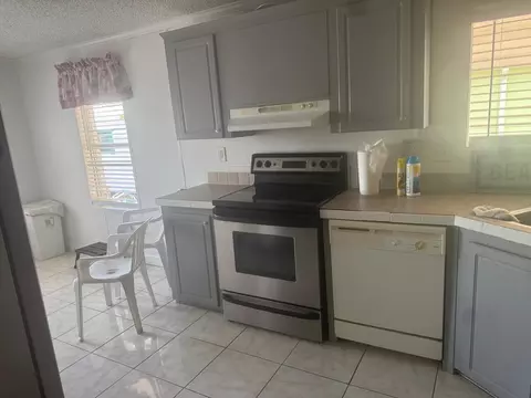 8267 SE Swan Ave SE #8267, Hobe Sound, FL 33455