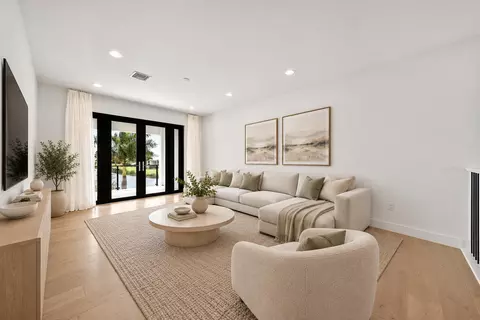 Living - 8095 Crystal Downs Ave, Boca Raton, FL 33434 photo 6 of 8