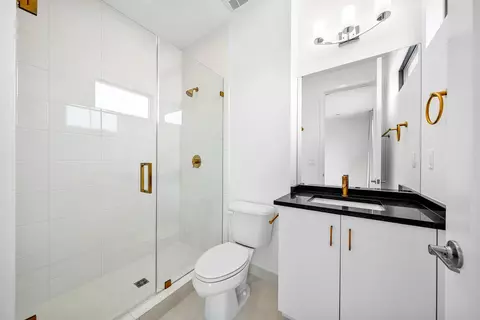 Bath - 8095 Crystal Downs Ave, Boca Raton, FL 33434 photo 5 of 5