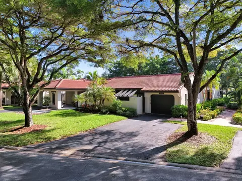 21692 Tall Palm Cir #10-B, Boca Raton, FL 33433