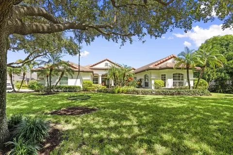 201 SW Wiregrass Ct, Palm City, FL 34990