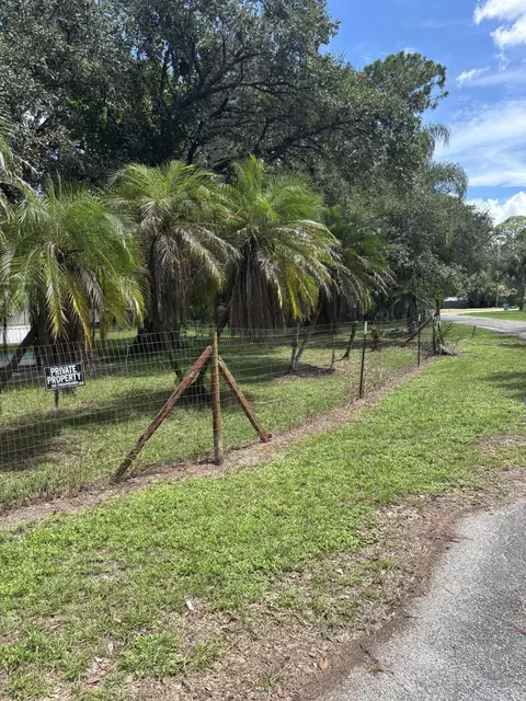 1415 Forest Ln, Clewiston, FL 33440 photo 26