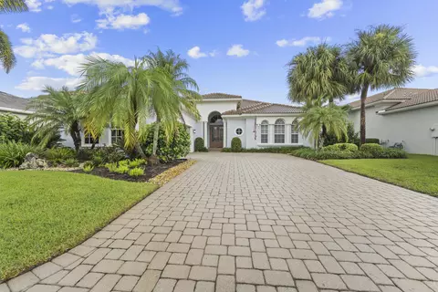 2483 SW Bridgeview Ter, Palm City, FL 34990