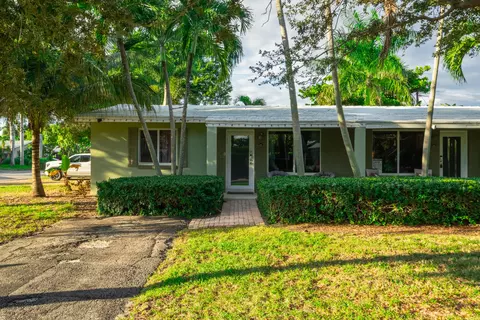 1401 NE 21st St #1-2, Wilton Manors, FL 33305