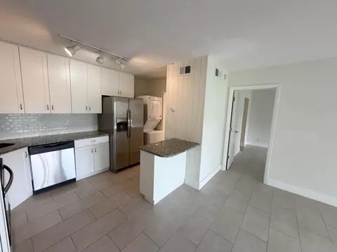 1112 Green Pine Blvd #F1, West Palm Beach, FL 33409