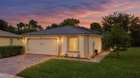 1985 SW Marblehead Way, Port Saint Lucie, FL 34953