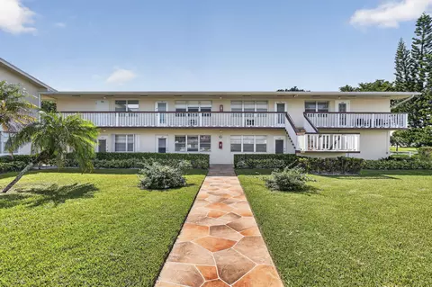 135 Somerset G, West Palm Beach, FL 33417