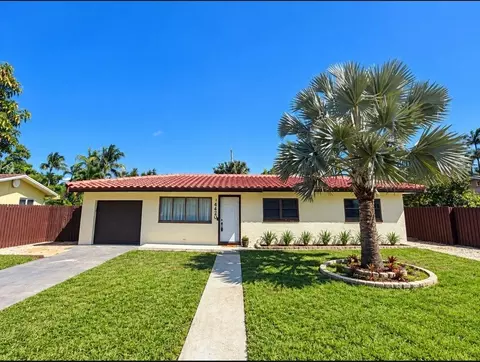 4420 NW 12th Ave, Fort Lauderdale, FL 33309