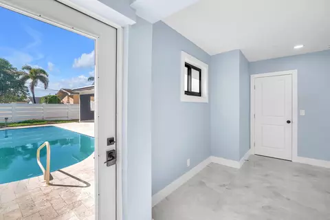 Entry Way - 5000 Adams St, Hollywood, FL 33021 photo 1 of 1