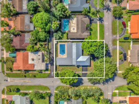 View/Area - 5000 Adams St, Hollywood, FL 33021 photo 11 of 13