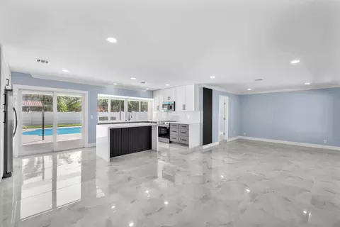 Living - 5000 Adams St, Hollywood, FL 33021 photo 5 of 7