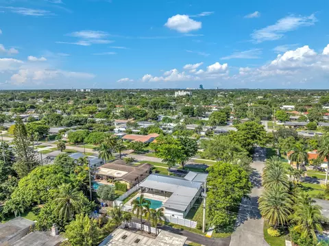 View/Area - 5000 Adams St, Hollywood, FL 33021 photo 5 of 13