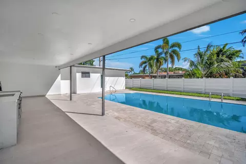 Exterior - 5000 Adams St, Hollywood, FL 33021 photo 4 of 10