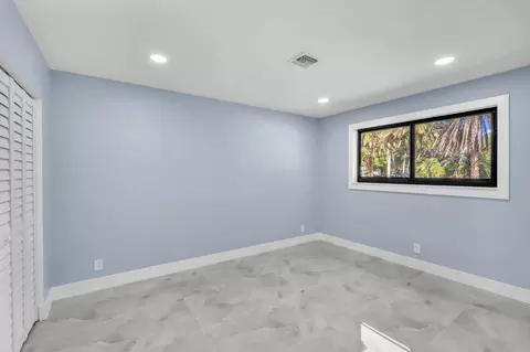 Bedroom - 5000 Adams St, Hollywood, FL 33021 photo 2 of 5