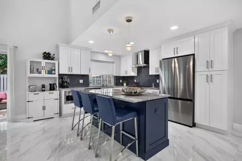 1593 Springside Dr #1593, Weston, FL 33326